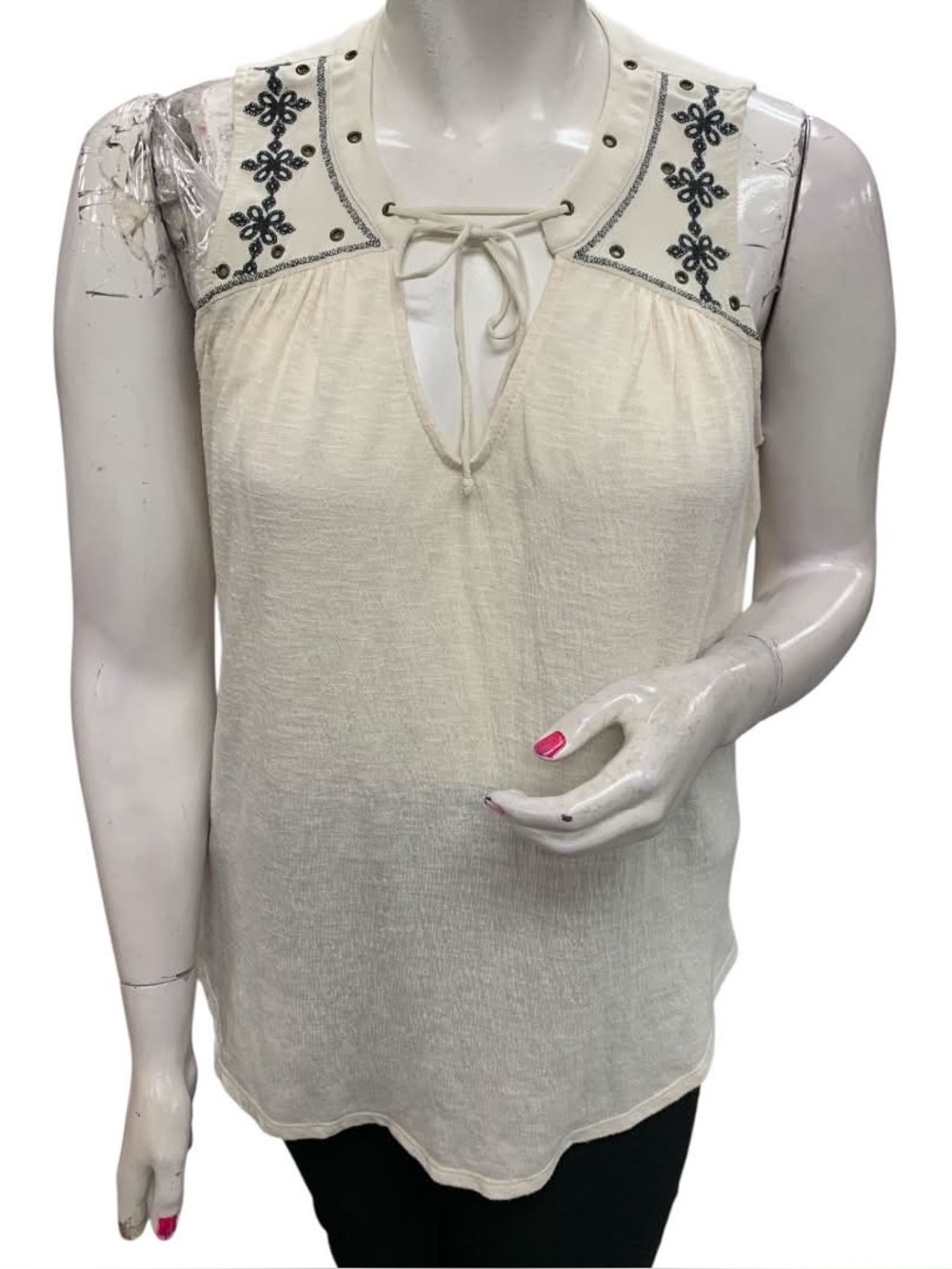 Torrid Ivory Sleeveless Embroidered Tie-Neck Camisole Size Xl